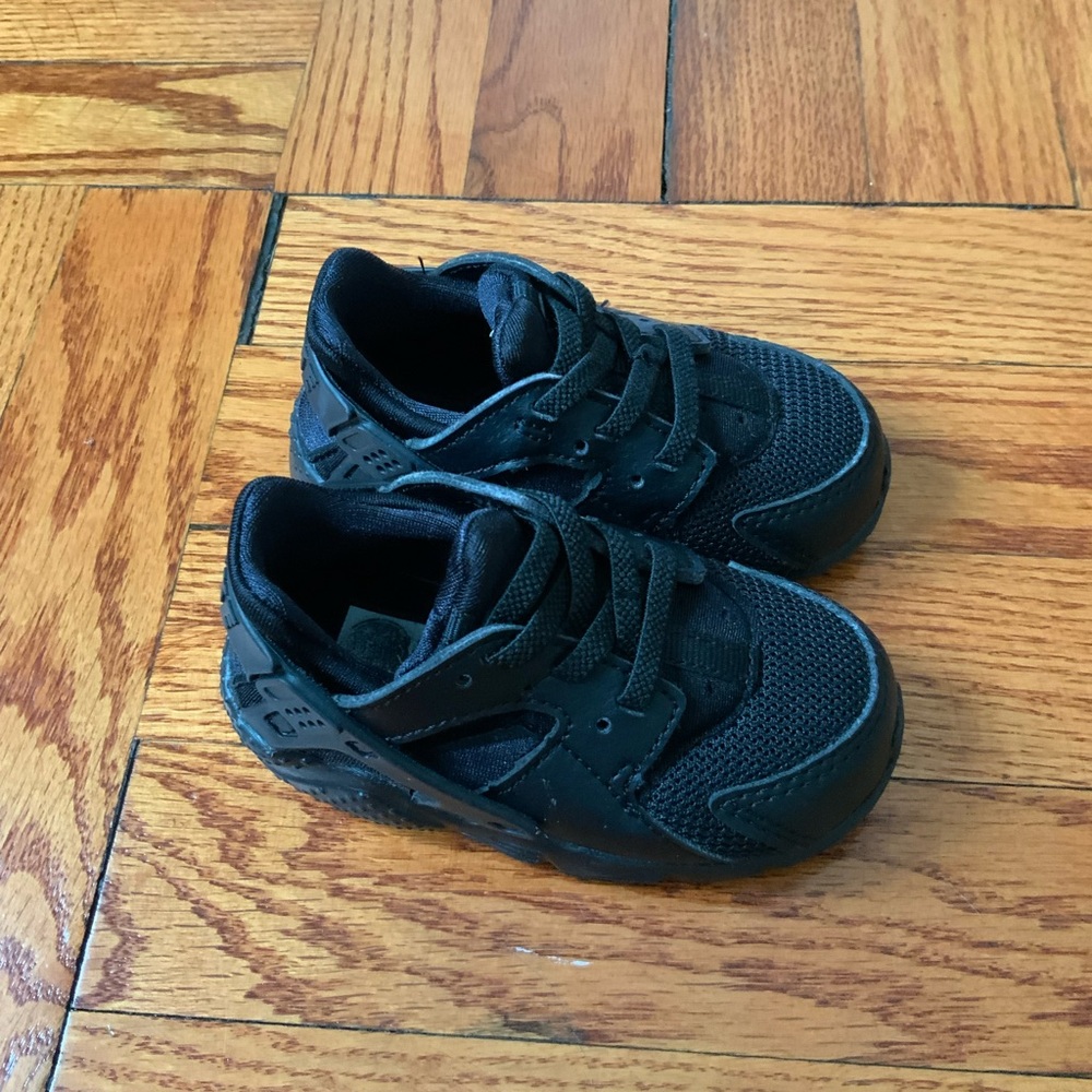 Nike Baby Toddler Hurache Run Black Athletic Sneakers Shoes Size 5C